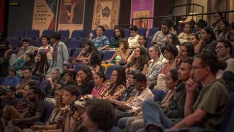 Een bioscoopzaal vol mensen